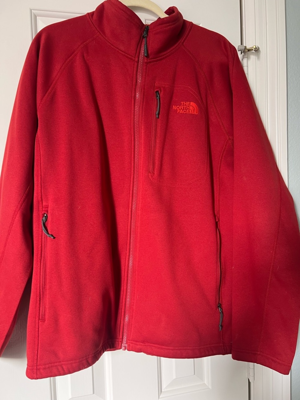 The North Face Men's Bright Red Full-Zip Performance Fleece Jacket